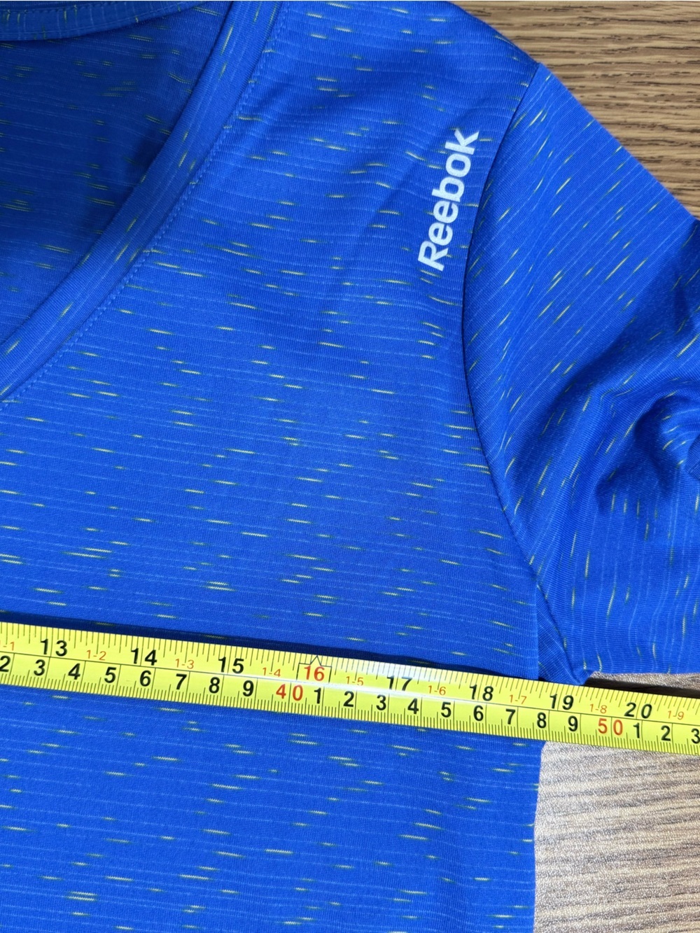 NWOT Reebok Women's Royal Blue V-Neck Top 1/$10 or 2/$15 - Picture 4 of 6